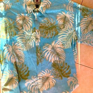 Tori Richards button-up aloha shirt